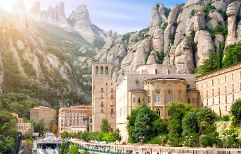 The Mountains & Mediterranean Marvels of Spain (Starts Barcelona) – 13 day tour